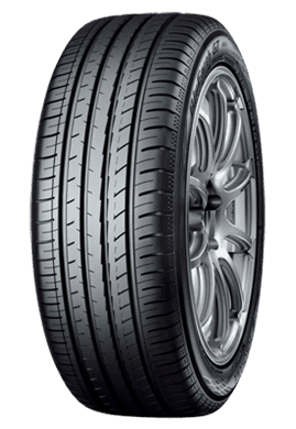 215/55R17 YOKOHAMA BluEarth-GT AE51